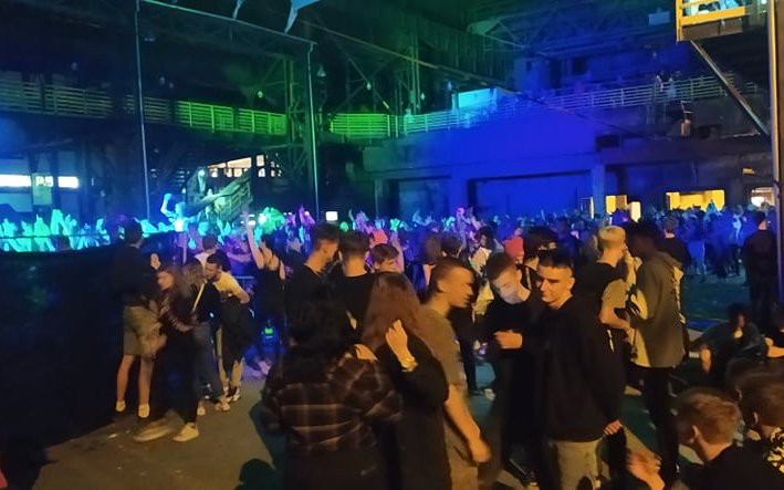 PROJECT 2 - Největší studentská party v Ostravě